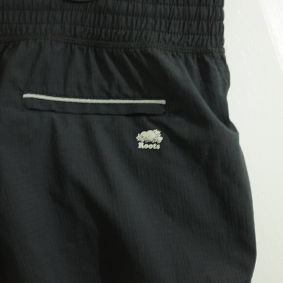 Roots black active shorts size L - Picture 4 of 6
